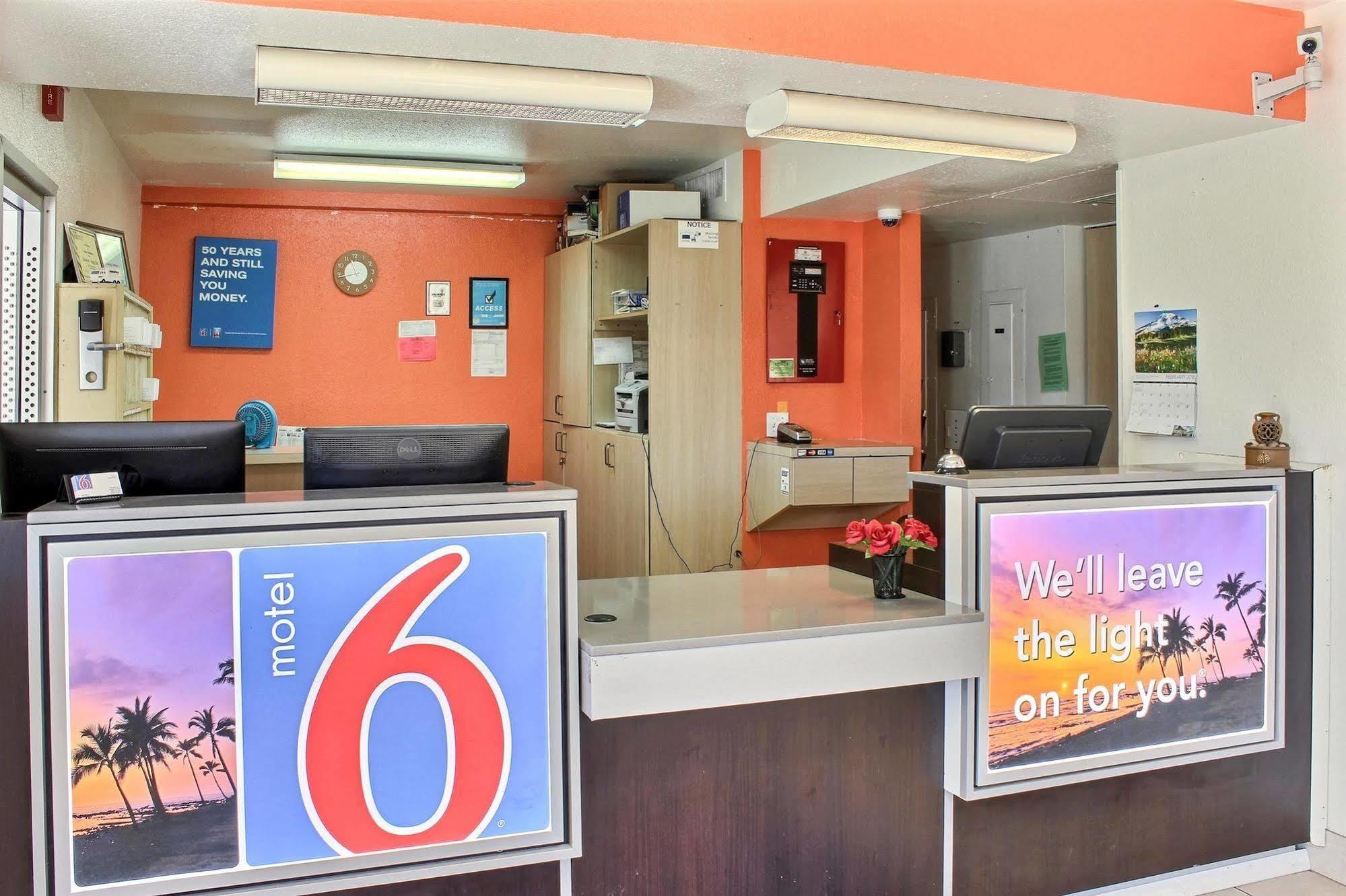 Motel 6-King City, Ca Eksteriør billede